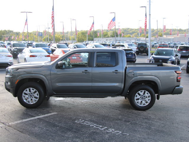Certified 2024 Nissan Frontier SV w/ SV Convenience Package AWD/4WD image 2