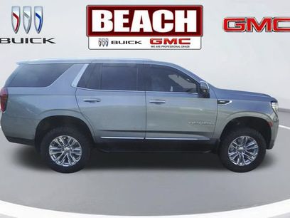 Used 2024 GMC Yukon SLT w/ SLT Luxury Package