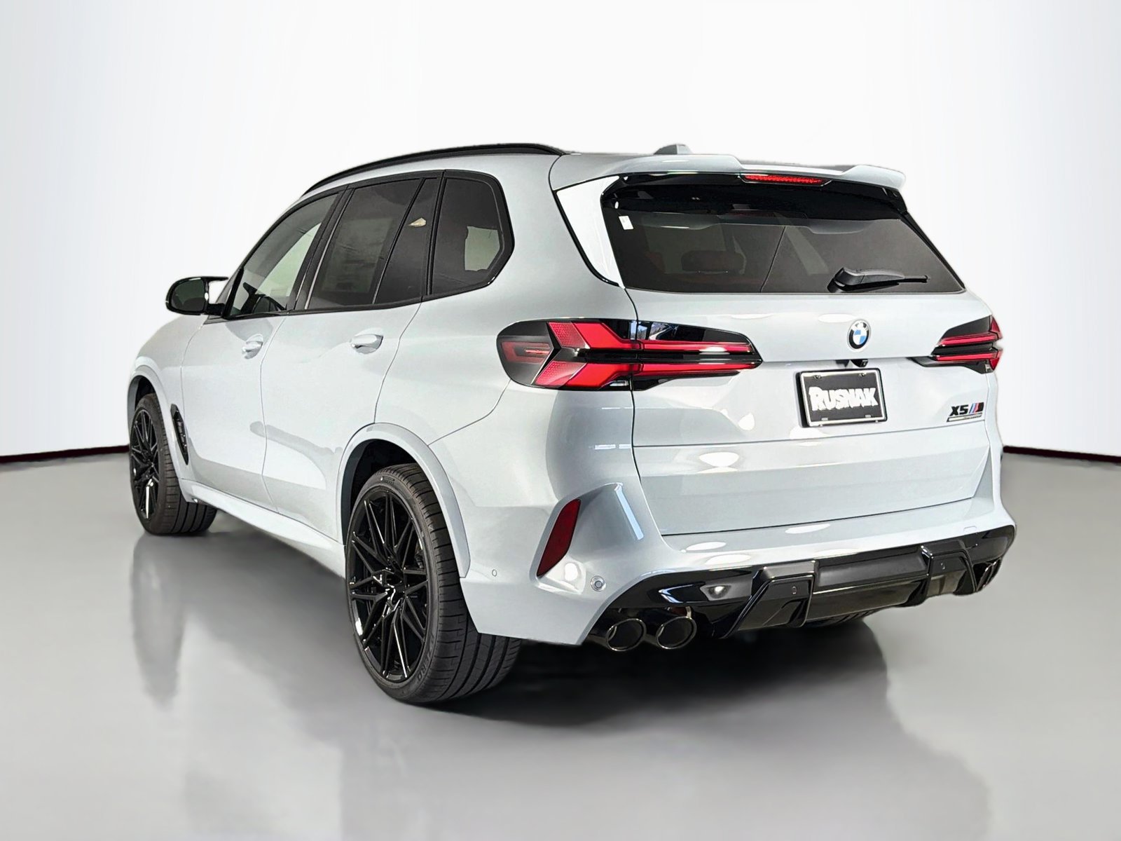 New 2026 BMW X5 M Competition w/ Executive Package AWD/4WD image 5