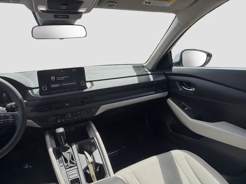 Certified 2023 Honda Accord LX image 21