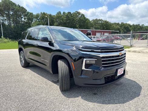 New 2026 Chevrolet Traverse LT image 10
