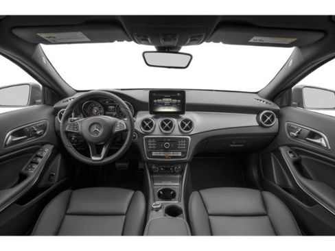 Used 2019 Mercedes-Benz GLA 250 4MATIC image 8