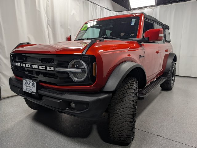 Used 2022 Ford Bronco Outer Banks w/ Sasquatch Package AWD/4WD image 7
