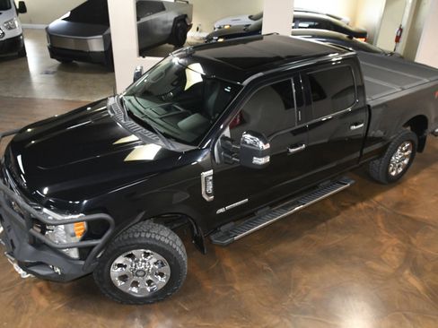 Used 2019 Ford F250 Lariat w/ Lariat Ultimate Package image 74