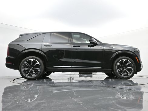 New 2025 Cadillac Escalade IQ Sport 2 image 20