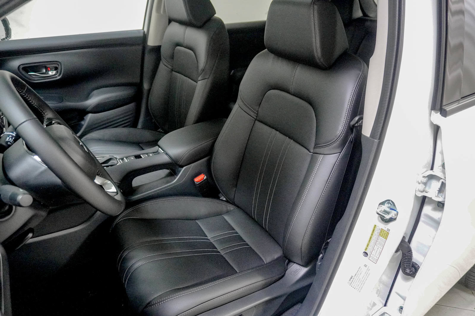 New 2027 Honda HR-V EX-L image 17
