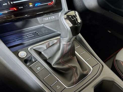 New 2026 Volkswagen Jetta GLI Autobahn FWD image 10