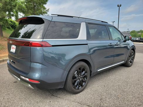 Used 2024 Kia Carnival SX Prestige FWD image 25