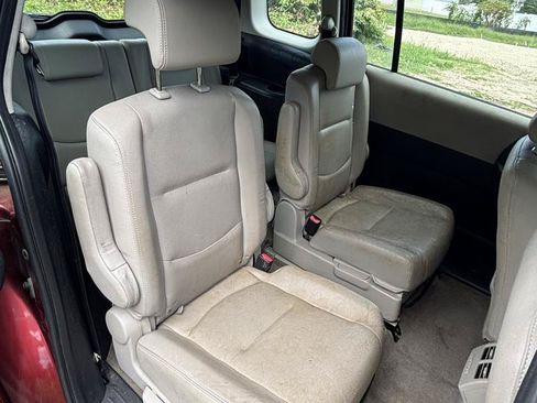 Used 2009 MAZDA MAZDA5 Grand Touring FWD image 23