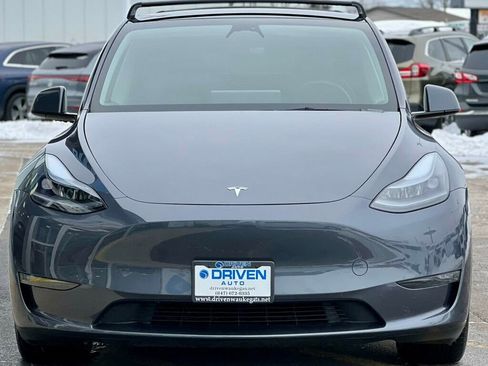 Used 2023 Tesla Model Y Long Range image 35
