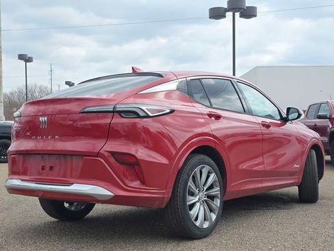 New 2026 Buick Envista Avenir image 16