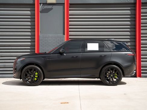 Used 2024 Land Rover Range Rover Sport Dynamic SE image 6