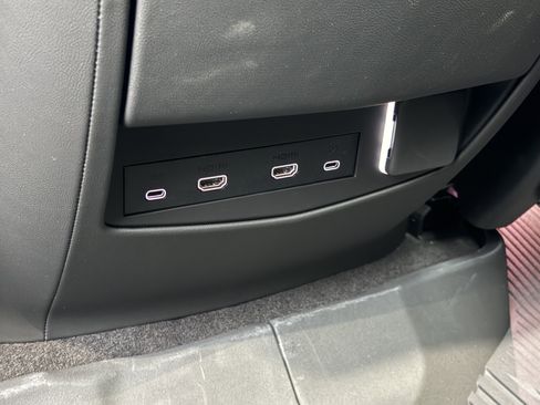 New 2026 Cadillac Escalade Luxury w/ Touring Package image 17