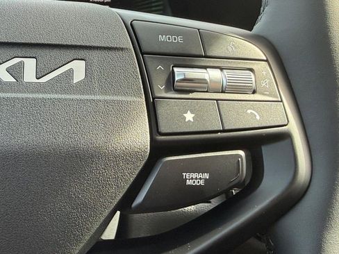 New 2026 Kia Sportage EX image 10