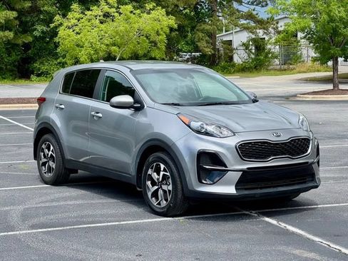 Used 2021 Kia Sportage LX FWD image 11