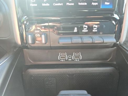 Used 2025 RAM 1500 Big Horn AWD/4WD image 25