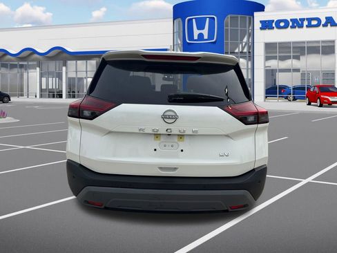 Used 2023 Nissan Rogue SV FWD image 7