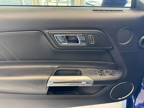 Used 2015 Ford Mustang GT Premium RWD image 14