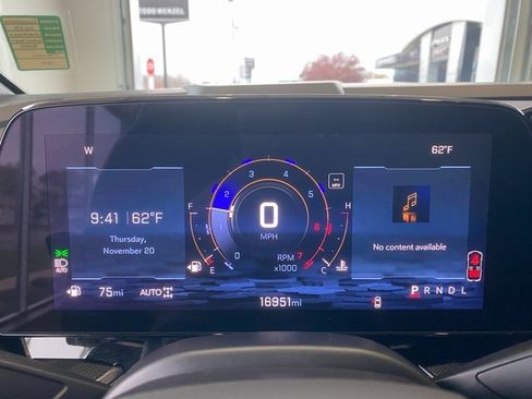 Used 2025 Chevrolet Suburban RST w/ Comfort Package image 20