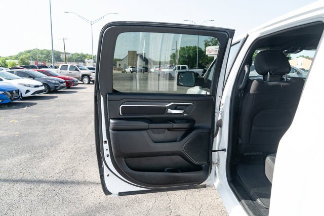 Used 2025 RAM 1500 Big Horn AWD/4WD image 13