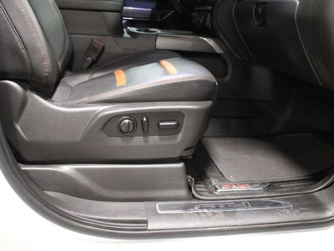 Used 2021 GMC Sierra 1500 AT4 image 25