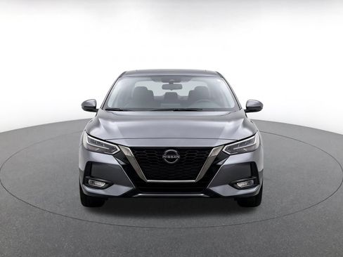 Used 2025 Nissan Sentra SV FWD image 2
