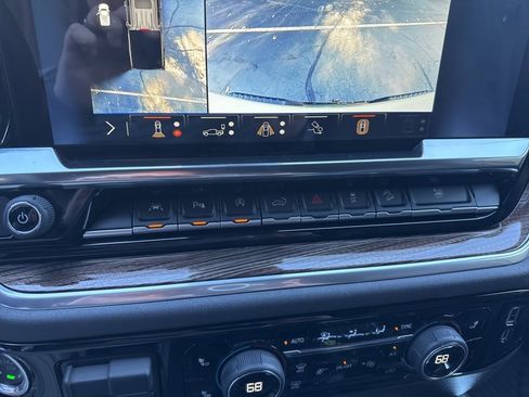 New 2025 Chevrolet Silverado 1500 LT Trail Boss w/ LT Trail Boss Premium Package image 18