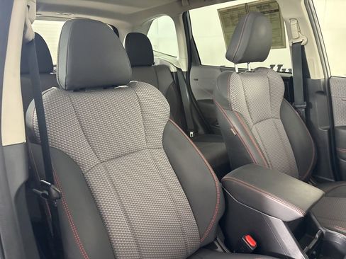 Used 2024 Subaru Forester Sport image 29