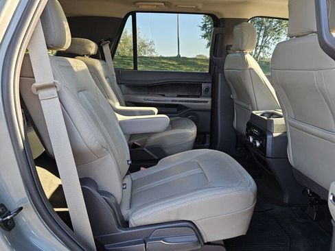 Used 2019 Ford Expedition Limited w/ Special Edition Package RWD image 14