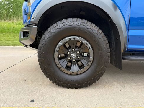 Used 2018 Ford F150 Raptor w/ Equipment Group 802A Luxury AWD/4WD image 28