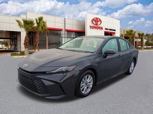 Certified 2025 Toyota Camry LE w/ Convenience Package image 9