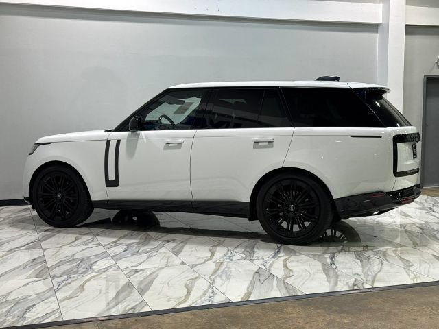 Used 2023 Land Rover Range Rover SE AWD/4WD image 9