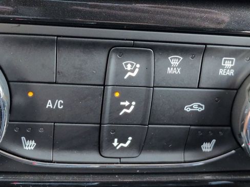 Used 2025 Chevrolet TrailBlazer RS w/ Driver Confidence Package FWD image 23