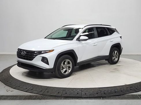 Used 2024 Hyundai Tucson SEL AWD/4WD image 3