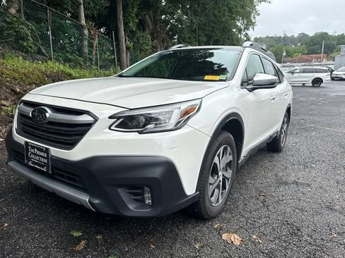 Used 2022 Subaru Outback Touring XT AWD/4WD image 5