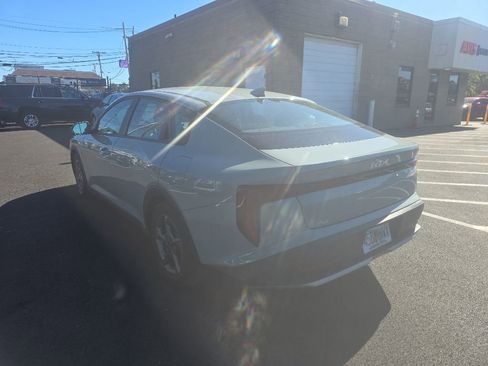 Used 2025 Kia K4 LXS FWD image 5