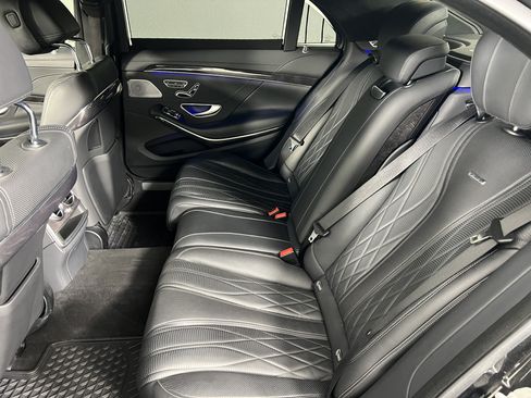 Used 2017 Mercedes-Benz S 63 AMG 4MATIC Sedan image 19
