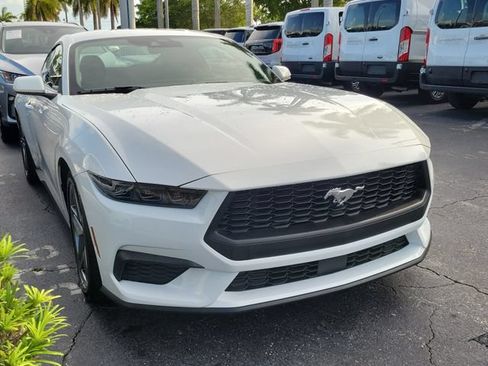 Used 2026 Ford Mustang Coupe RWD image 2