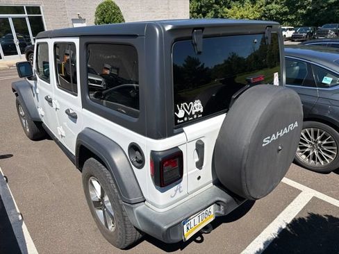 Used 2019 Jeep Wrangler Unlimited Sport S AWD/4WD image 9