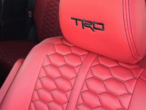 Used 2013 Toyota FJ Cruiser 4WD image 10