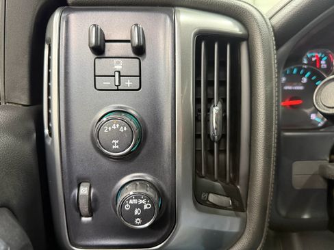 Used 2017 Chevrolet Silverado 2500 LTZ w/ Duramax Plus Package AWD/4WD image 26