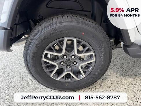 New 2026 Jeep Wrangler Unlimited Sahara AWD/4WD image 28