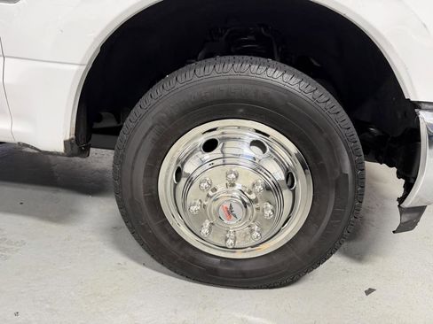 Used 2019 Ford F350 XL w/ XL Value Package RWD image 2