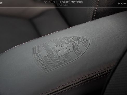 Used 2024 Porsche 718 Cayman image 31