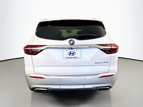 Used 2019 Buick Enclave Premium w/ Experience Buick Package FWD image 6