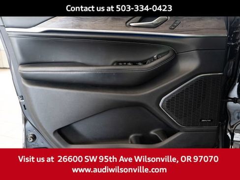 Used 2023 Jeep Grand Cherokee Overland AWD/4WD image 25