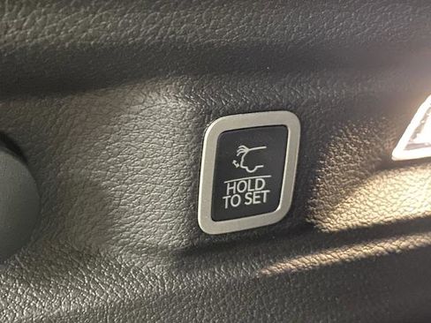 New 2025 Jeep Grand Cherokee L Limited w/ Black Appearance Package image 16