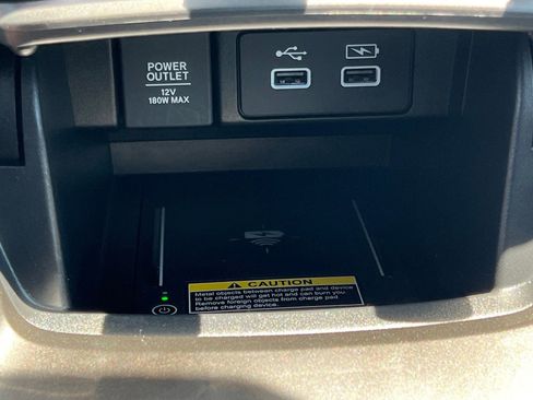 Used 2022 Honda Accord Touring image 32