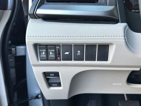 New 2026 Honda Odyssey EX-L image 19