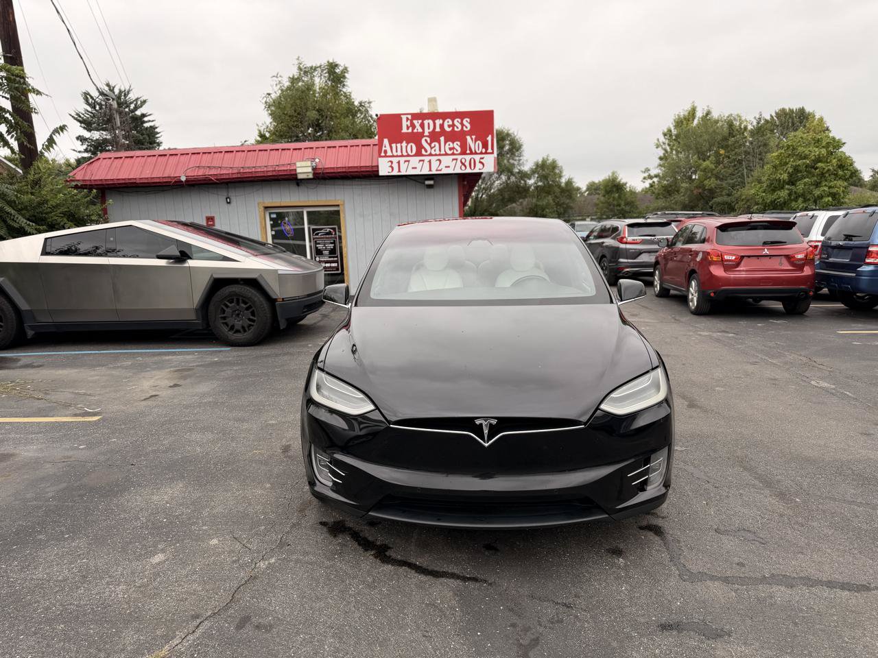 Used 2017 Tesla Model X 75D AWD/4WD image 2